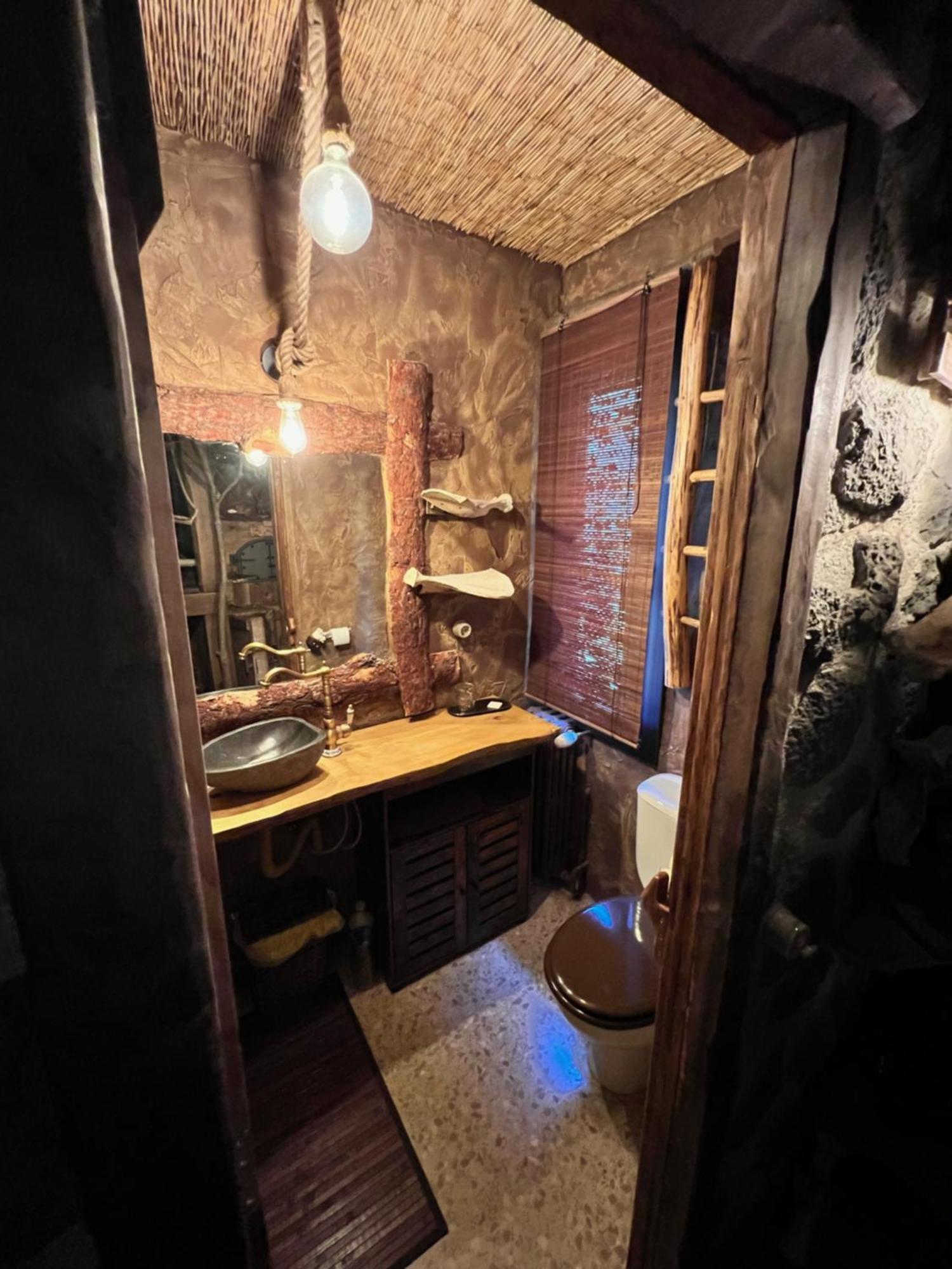 Insomnia Hotel Berga Cameră foto